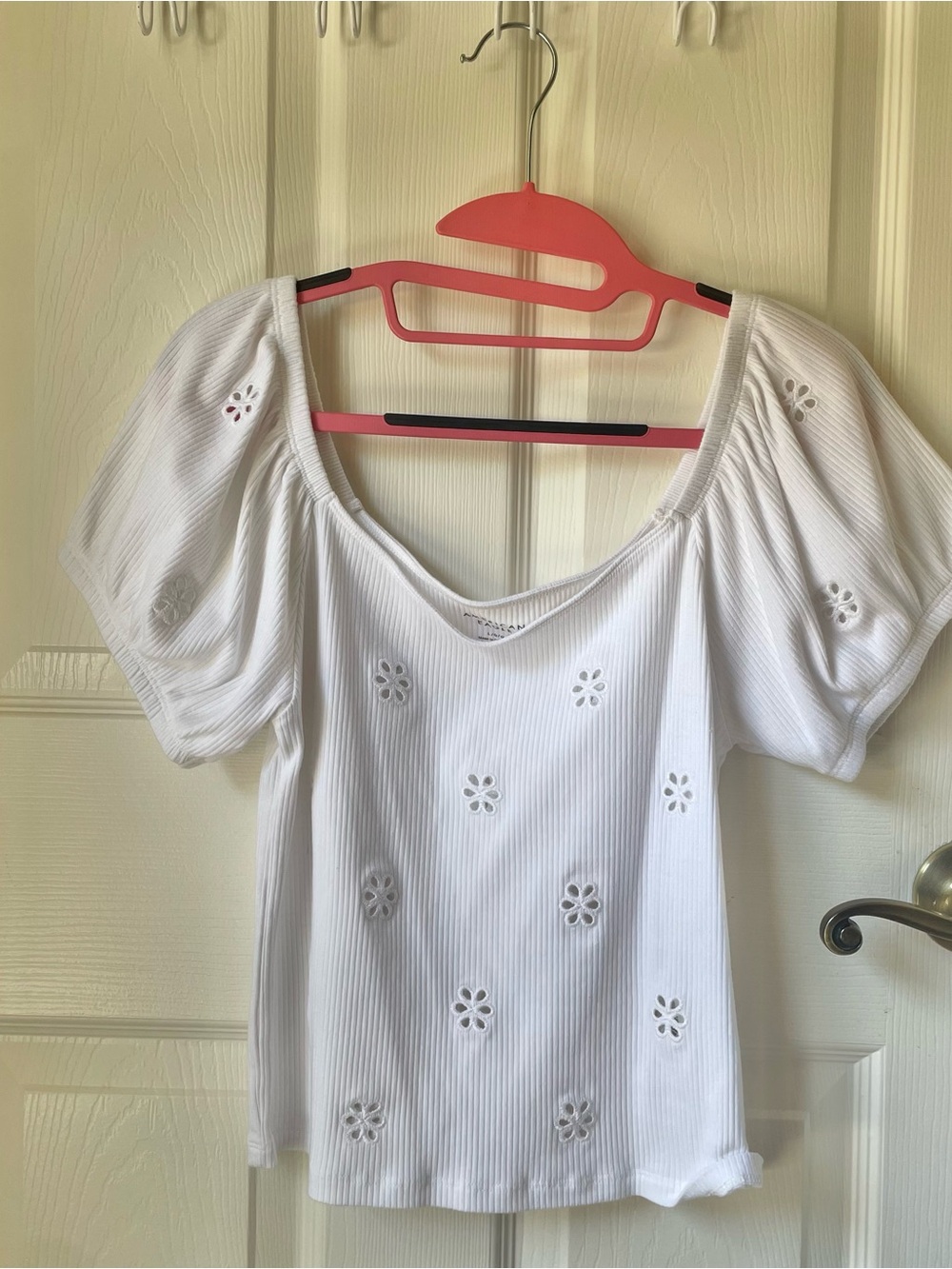 White Eyelet Puff-Sleeve Top